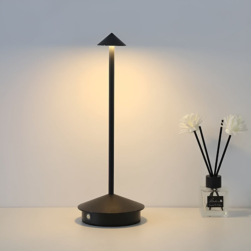 Smart VersaLight - Uppladdningsbar LED-lampa med Touchfunktion för Estetiska Rum