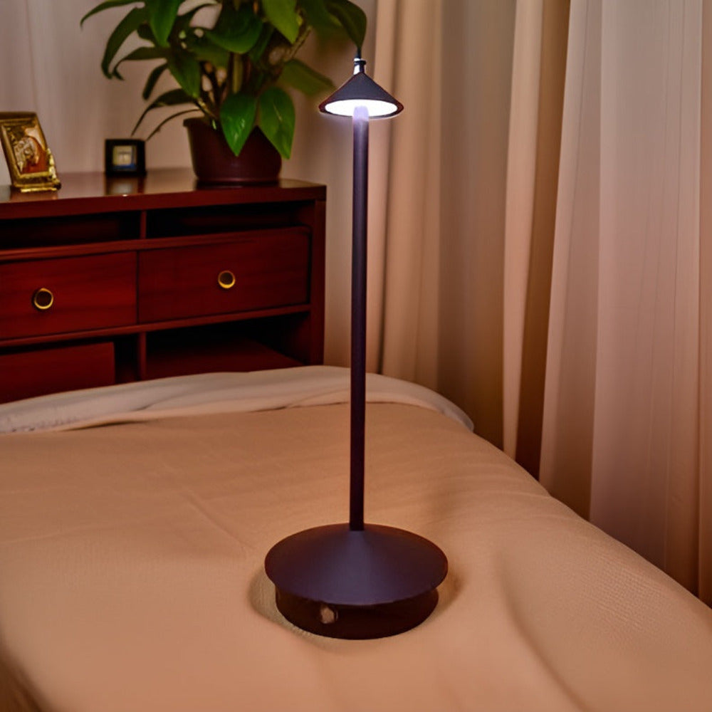 Smart VersaLight - Uppladdningsbar LED-lampa med Touchfunktion för Estetiska Rum