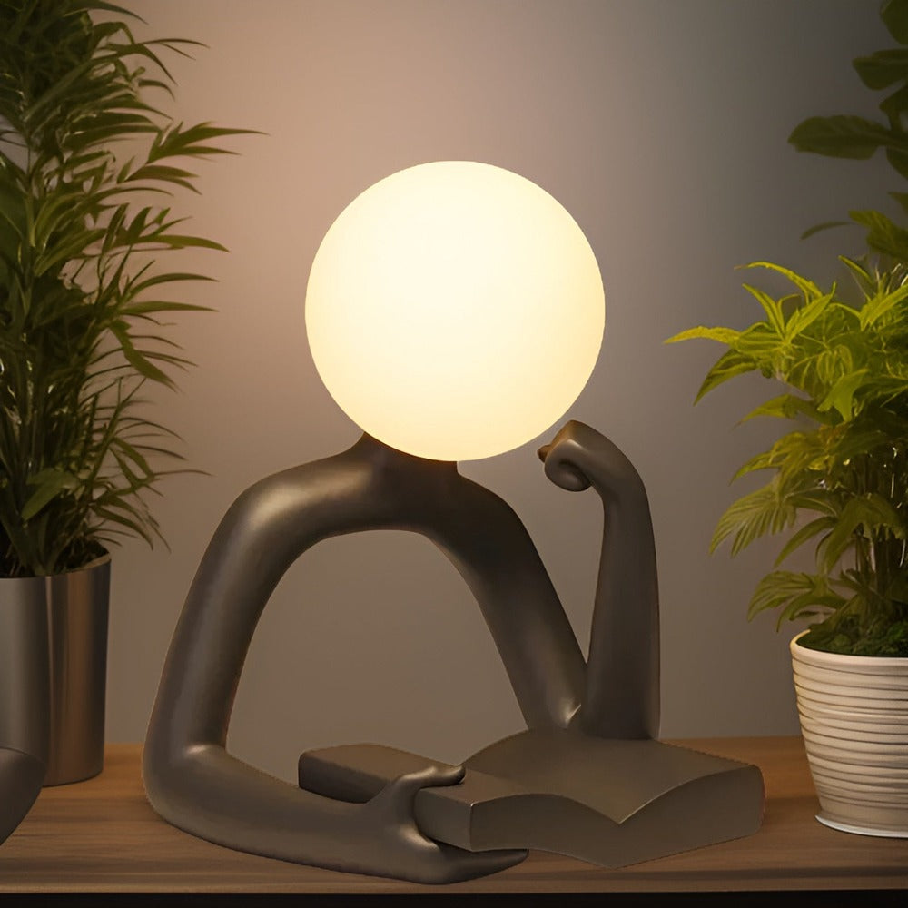 Thinker Moon - Estetisk Månskulptur med Tänkande Nattlampa