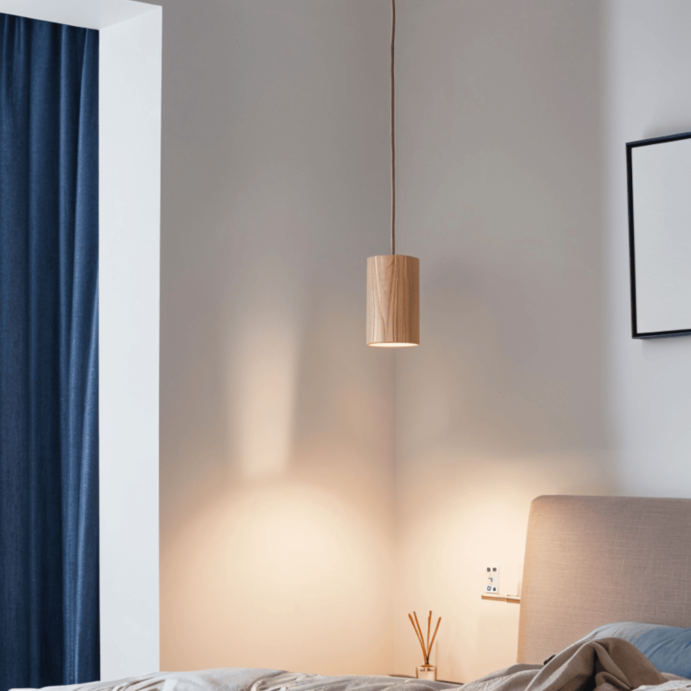 WoodTube Pendellampa -Ash Hängande Cylinderlampa av Akaciaträ
