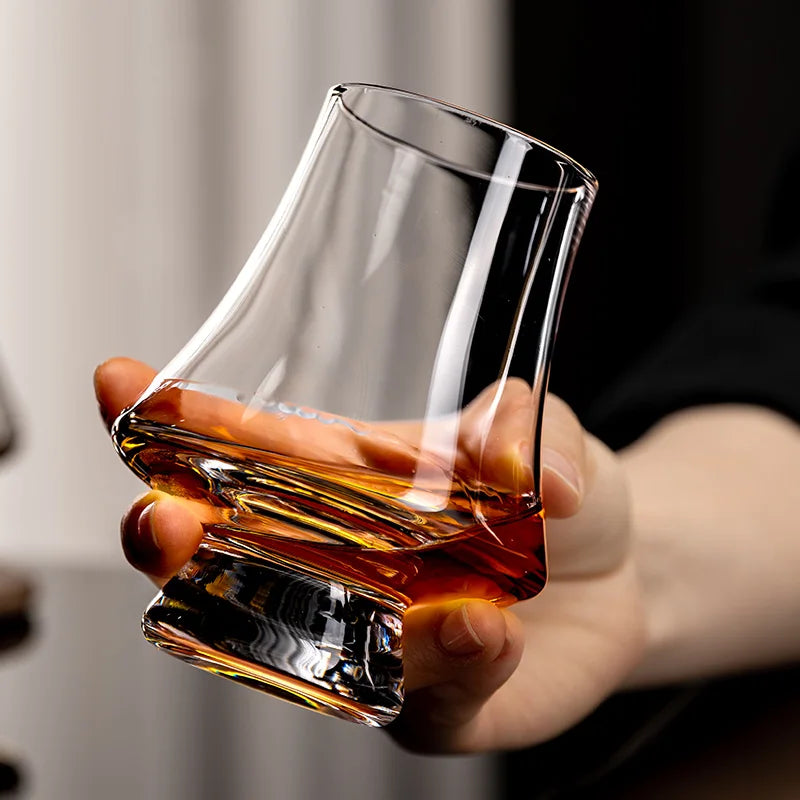 Whiskyglas i glas för elegant servering