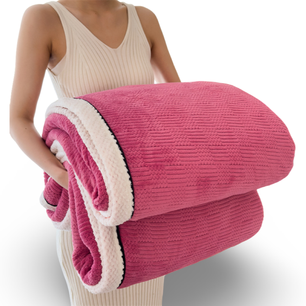 Mjuk Präglad Mysfilt med Elegant Kantdesign - Bekväm, Maskintvättbar Komfort för Heminredning