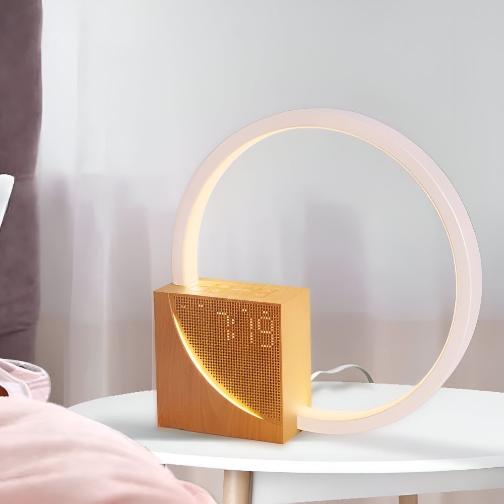 UnivSync - Multifunktionell nattlampa med USB-port, snooze-funktion och väckarljus