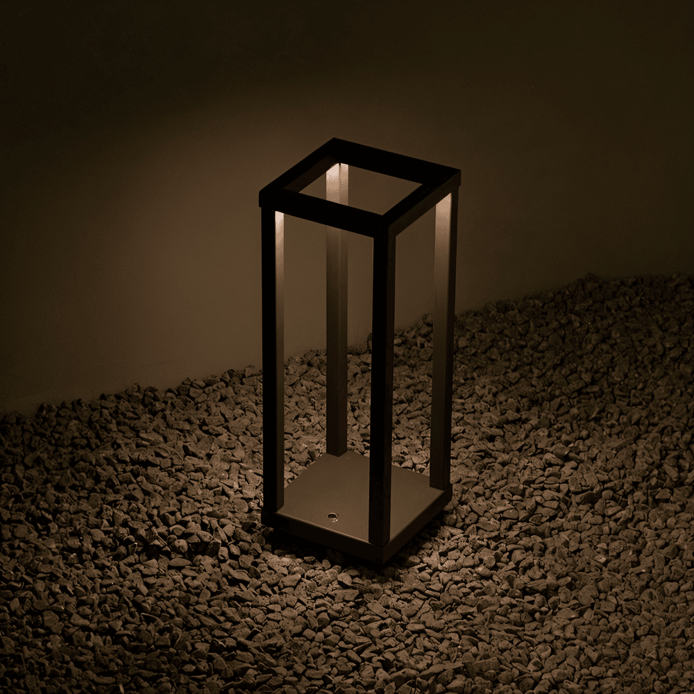 VerticaBeam - 3D-Rektangulär Svart LED-Bordslampa