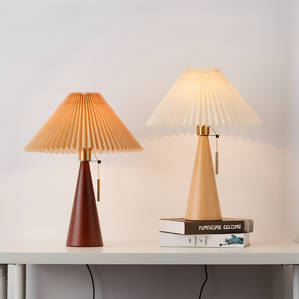 Vintage Bordslampa - Plisserad Bordslampa med Träfot