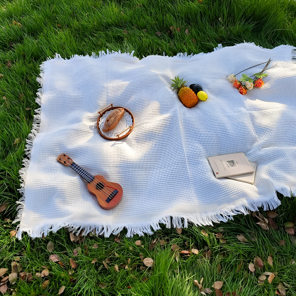 Vit Boho-picknickfilt med Tofsar – 90 x 150 cm, Bomullsblandad Utomhusmatta, Tvättbar