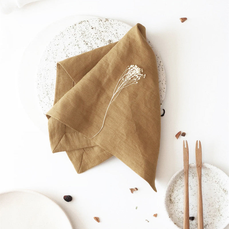 Bordstablett och servettset i ramiefiber