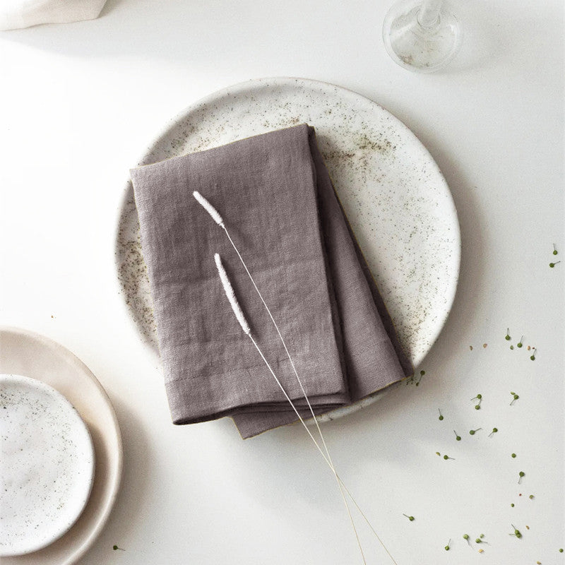 Bordstablett och servettset i ramiefiber