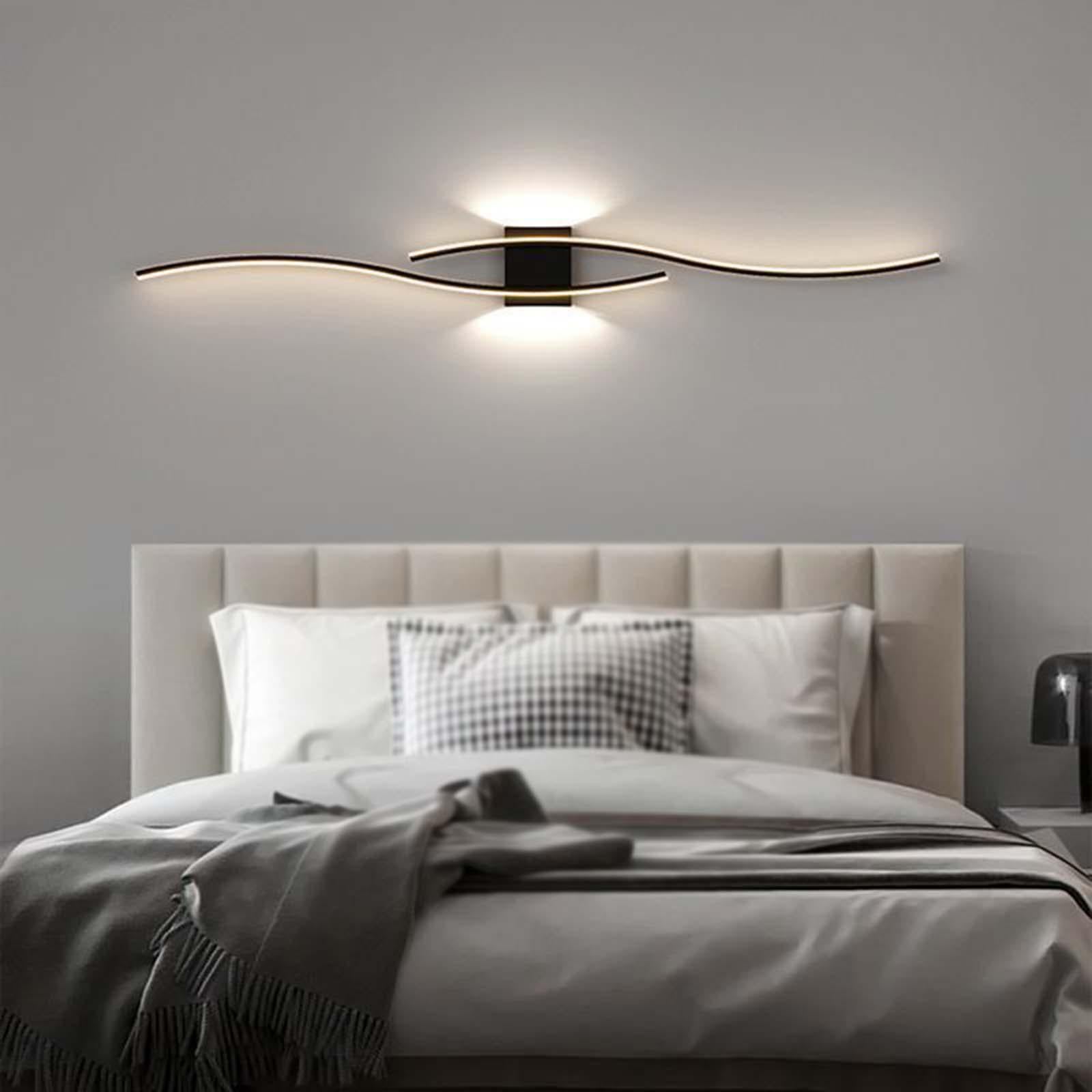 Svart spegelbelysning med modern form och LED-ljus