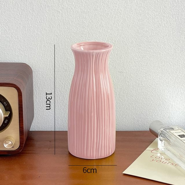 Keramiskt blomvas minimalistisk design