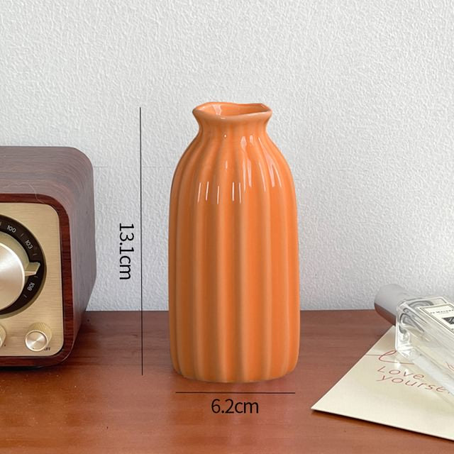 Keramiskt blomvas minimalistisk design