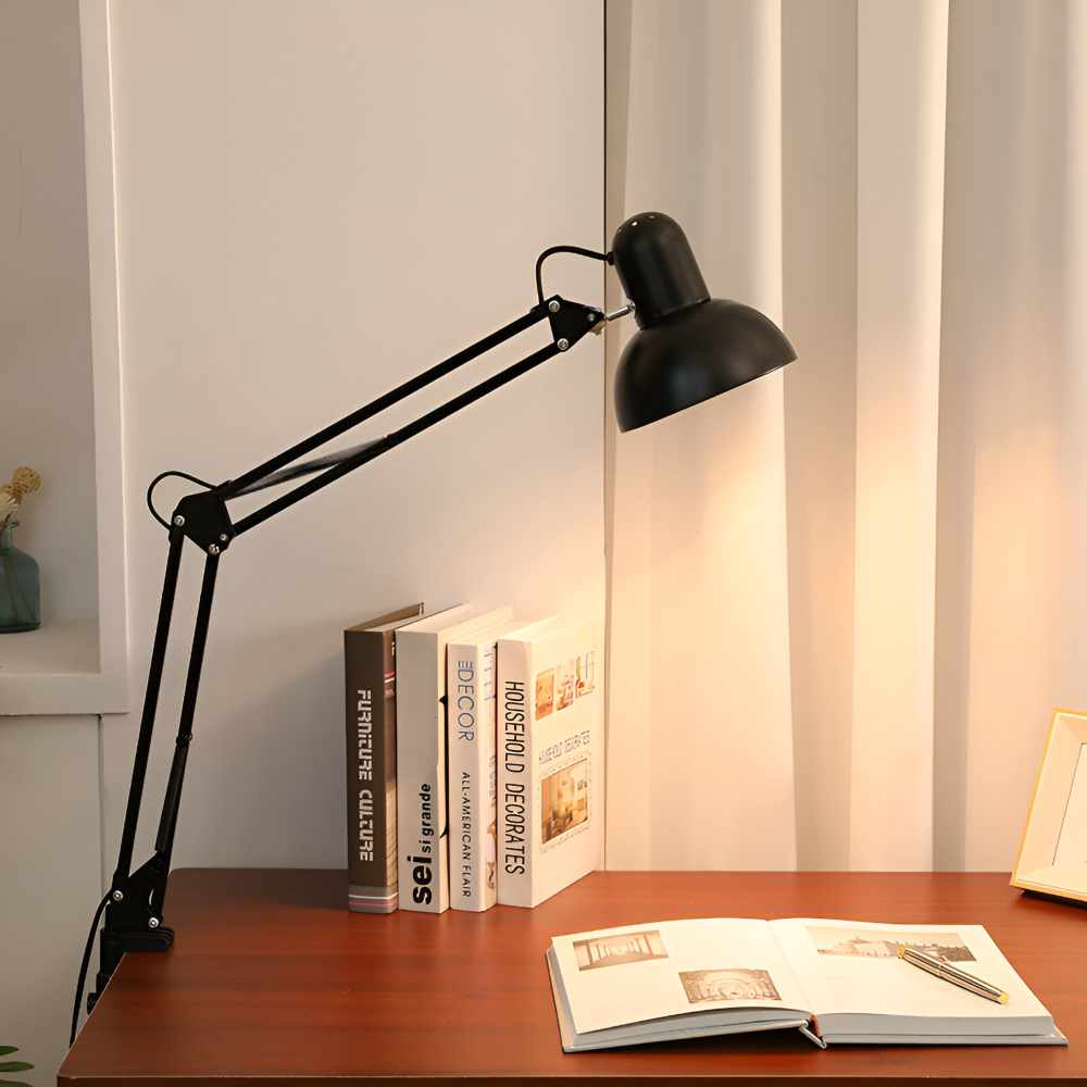Justerbar Clip-On Skrivbordslampa med Lång Arm för Hemmet och Kontoret