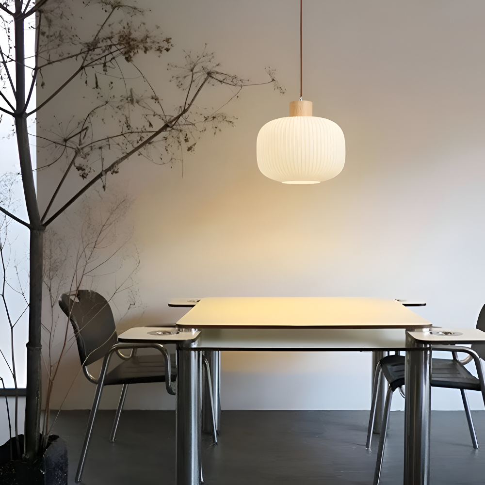 AkariLuxe Pendellampa - Elegant Japansk Mjölkvit Ribbad Glas Hänglampa
