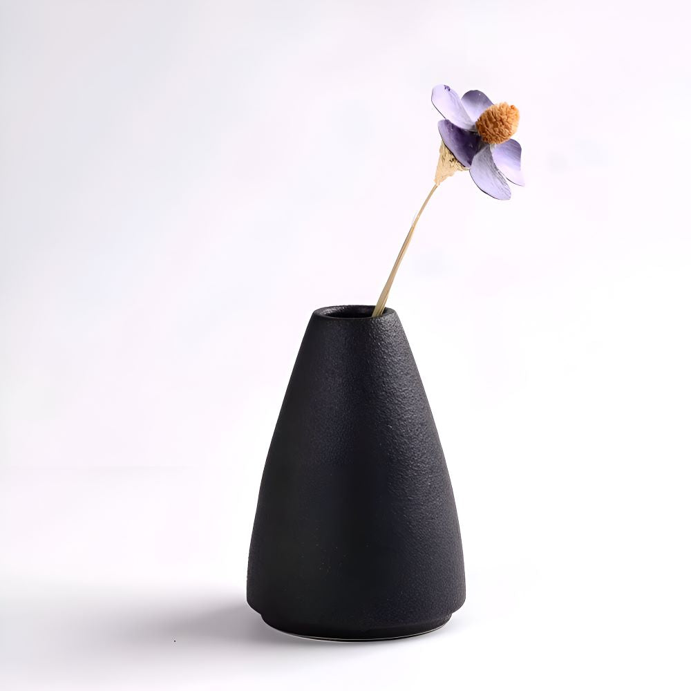 BlackCraft Vas - Estetiskt Texturerade Keramikvaser för Blommor