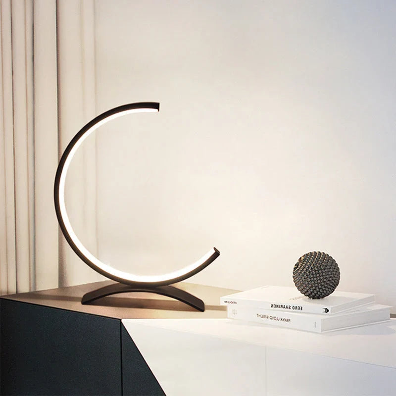 Modern LED-bordslampa för hemkontoret