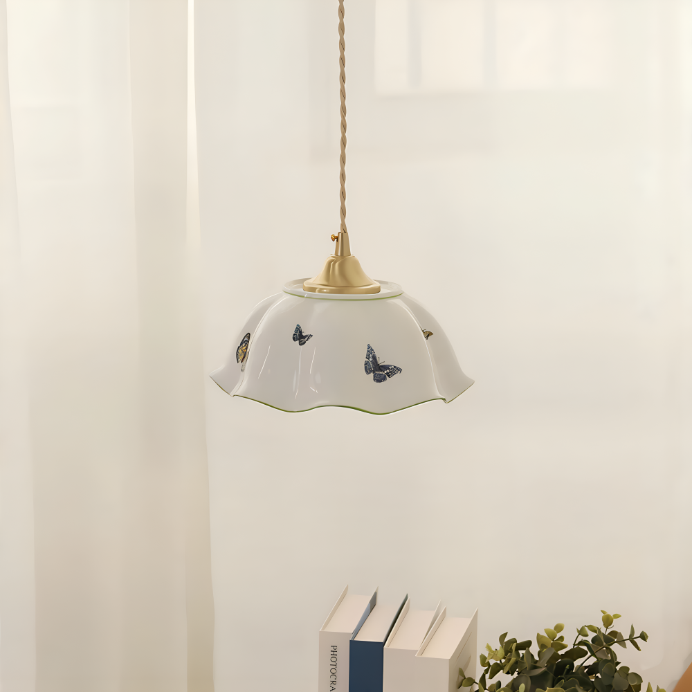 ChicBliss Taklampa - Charmig Fjäril Keramik LED Hänglampa