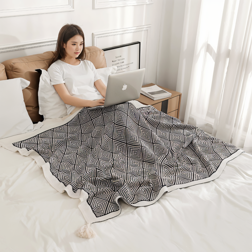 DecoDiamond Pläd - Svart Vit Geometrisk Polyester Fleece Täcke