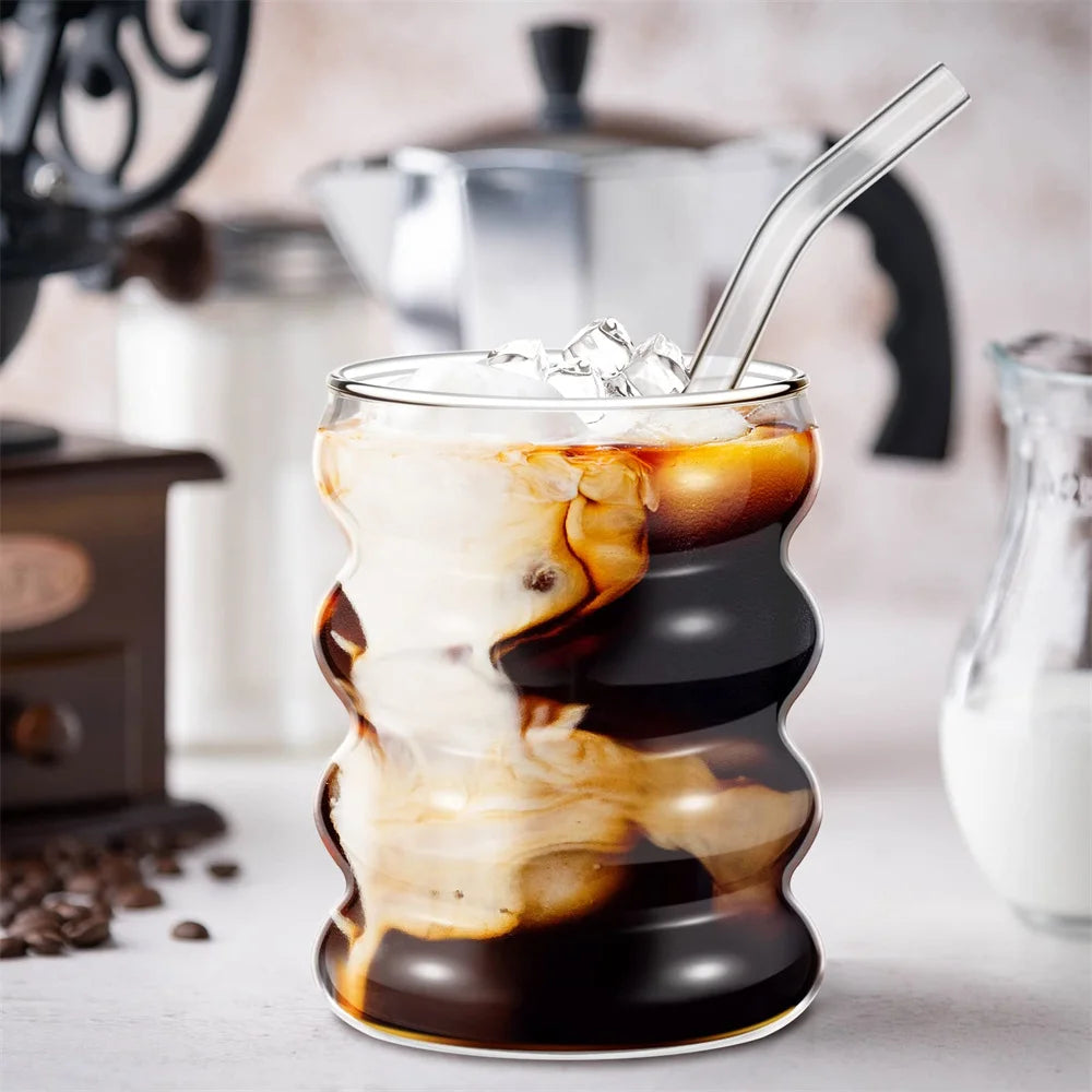 Elegant 4-delat set med glasmuggar - Genomskinliga räfflade dricksglas med sugrör för cocktails och frukt 4