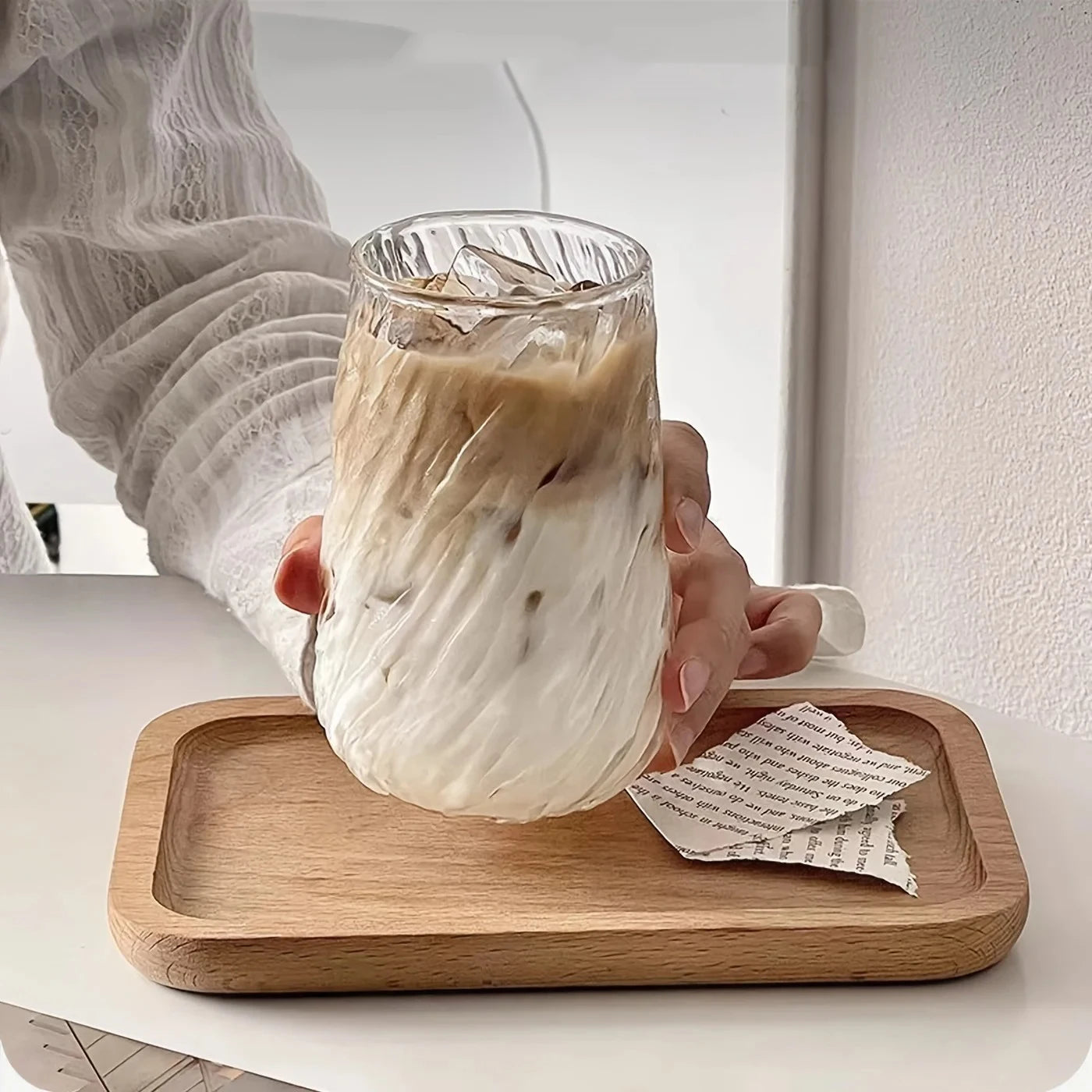 Elegant transparent glasmugg - 400 ml randig design för kaffe och te 5