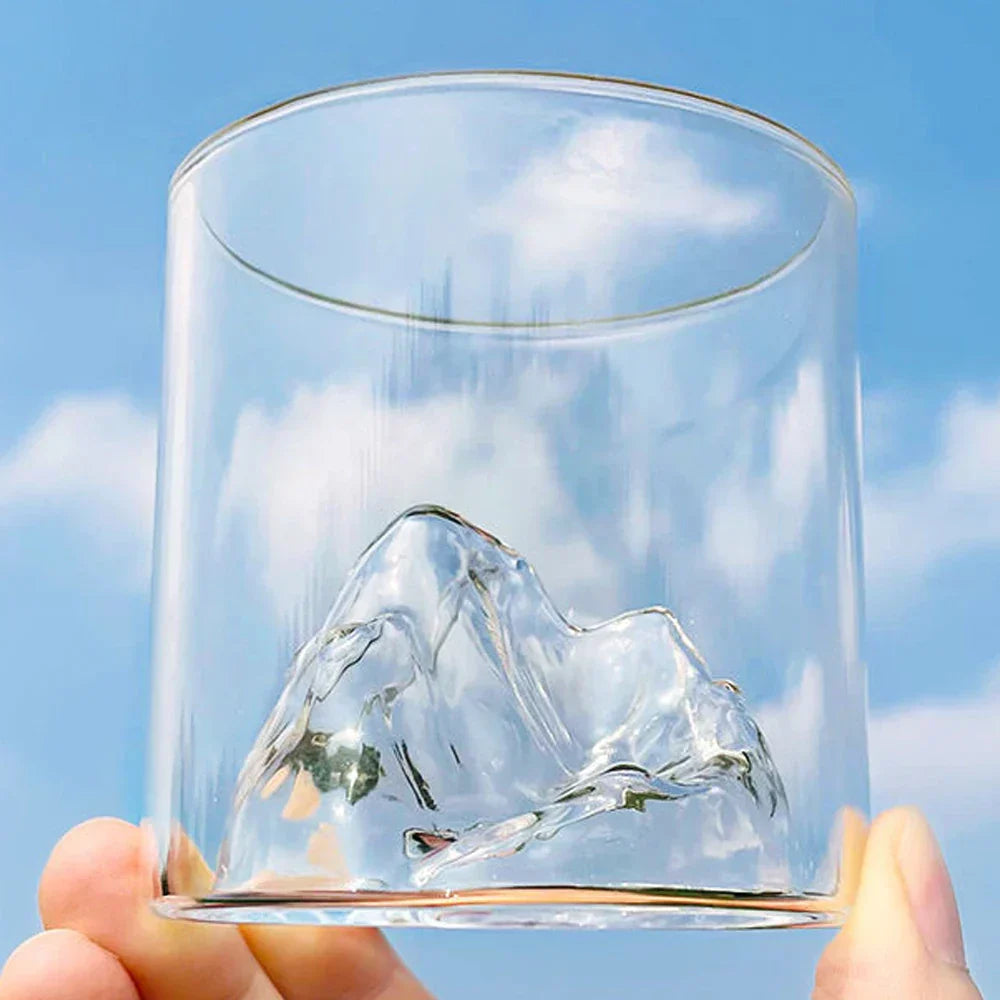 Elegant whiskyglas med 3D-bergsdesign - set om 2 - Högkvalitativt dricksglas för finsmakare 3