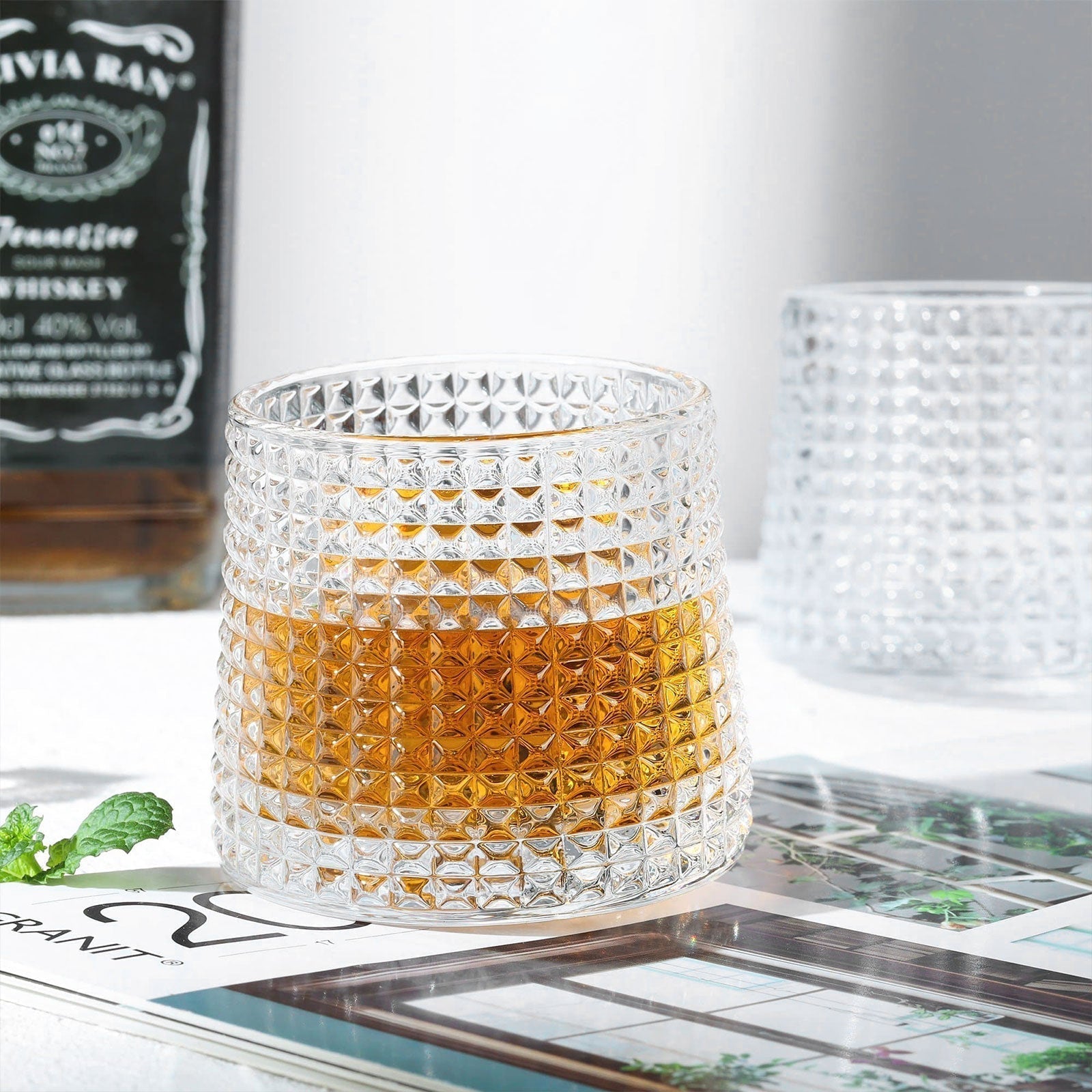 Elegant whiskyglasset - 2 genomskinliga glas för eleganta tillfällen, 160 ml tumblers 3