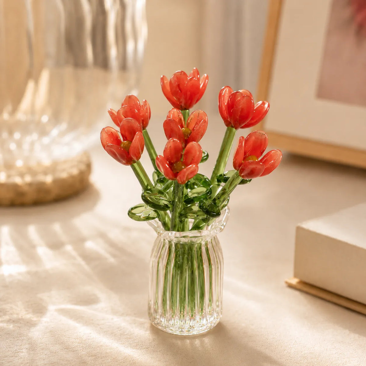 Konstblommor Med Glasvas För Bordsdekoration
