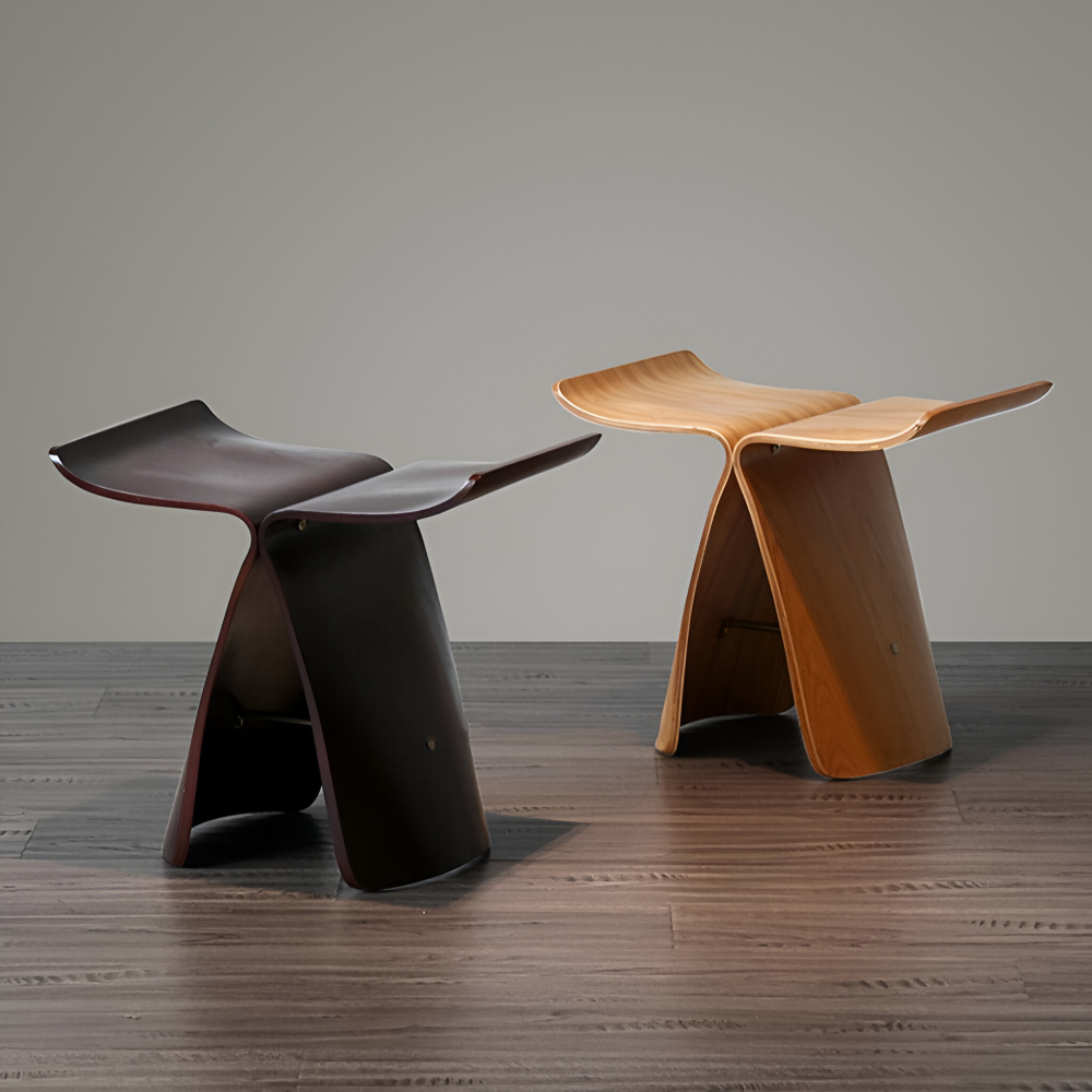 Handgjorda Hocker – Eleganta, Zen-Inspirerade Hocker i trä för Hemmet och Trädgården
