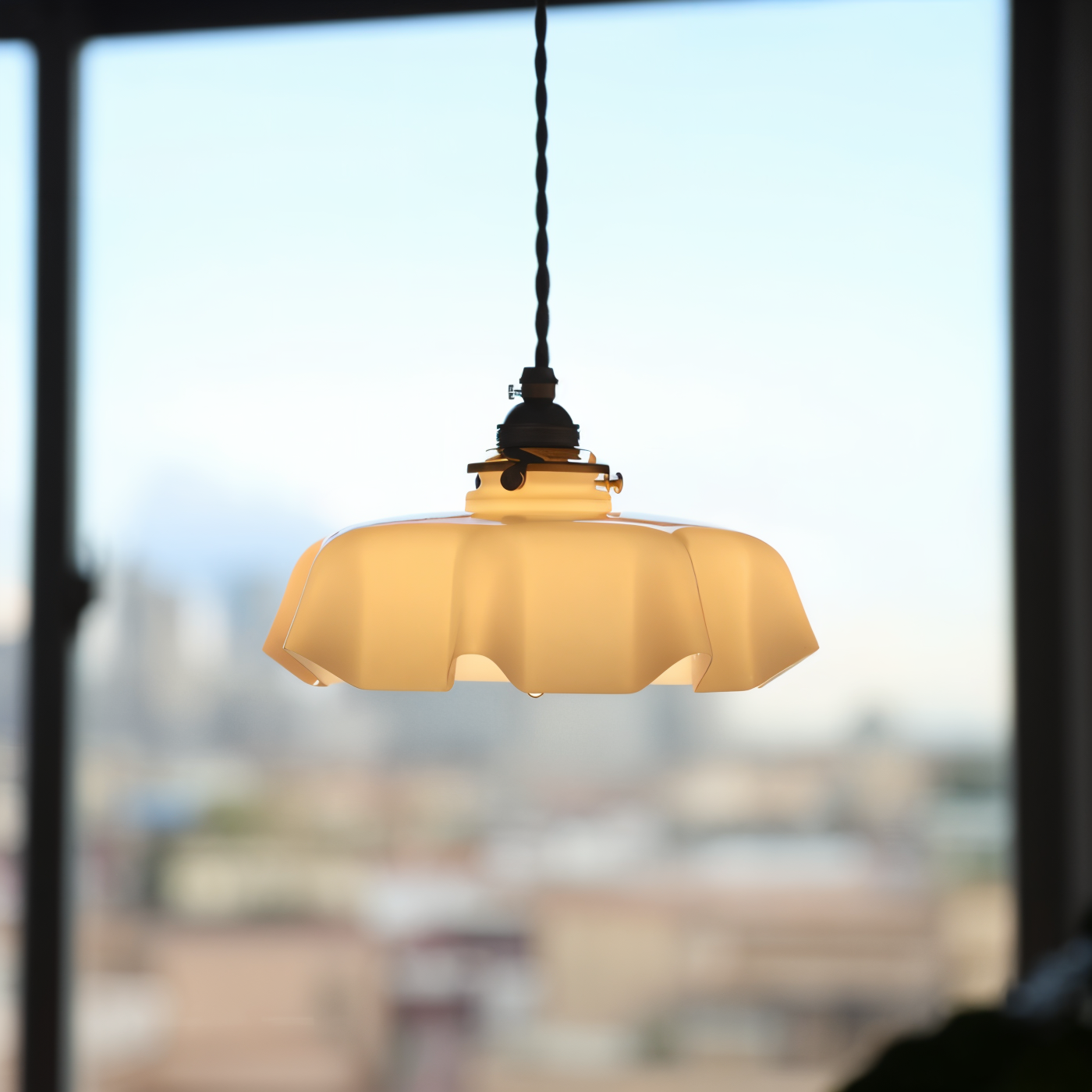 RetroTint Pendellampa - Blomformad Creme Glaslampkåpa LED Hänglampa
