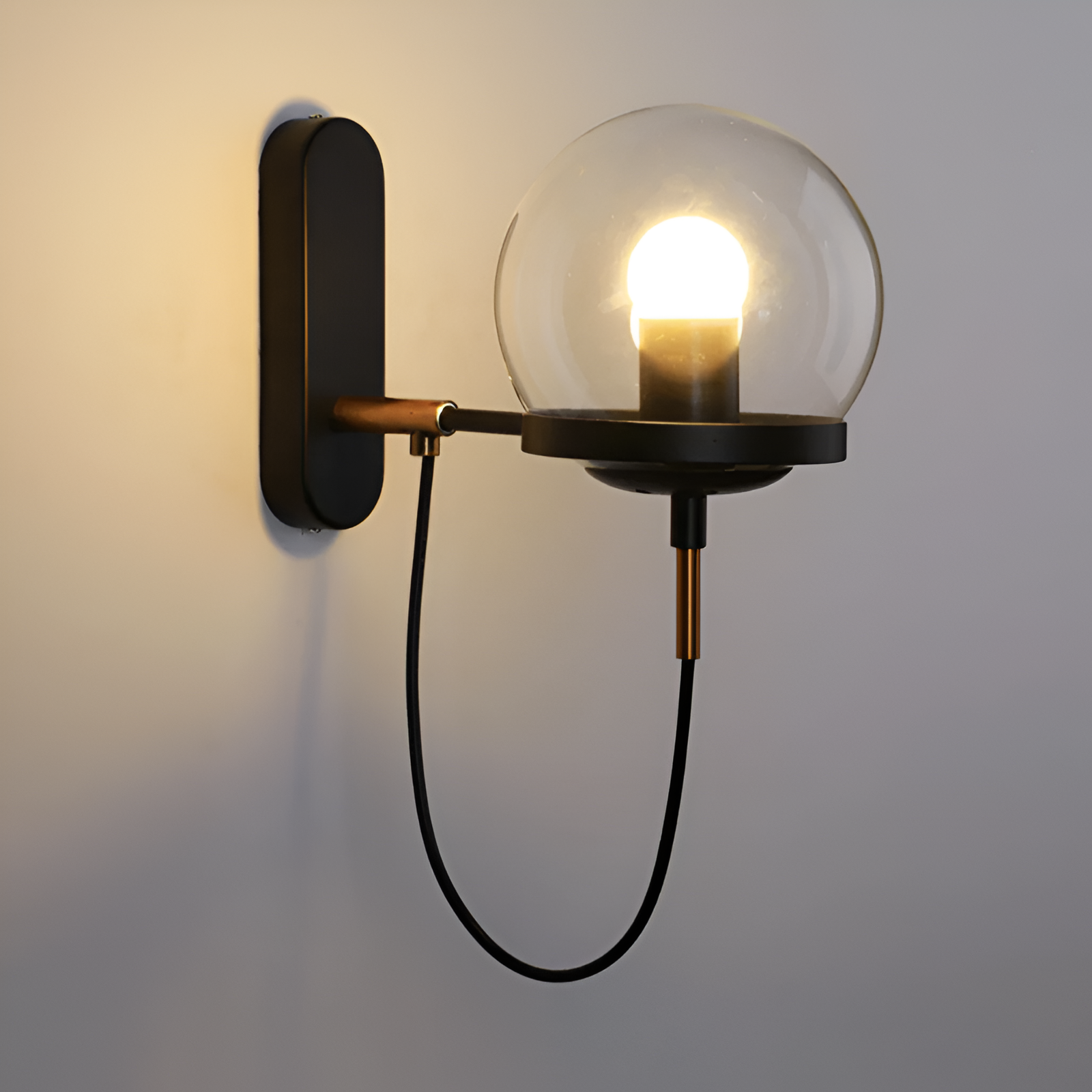 ScandiShine Vägglampa - Globe Glas Vägglampa - Nordisk Vägglampdesign - LED Inomhus Vägglampor