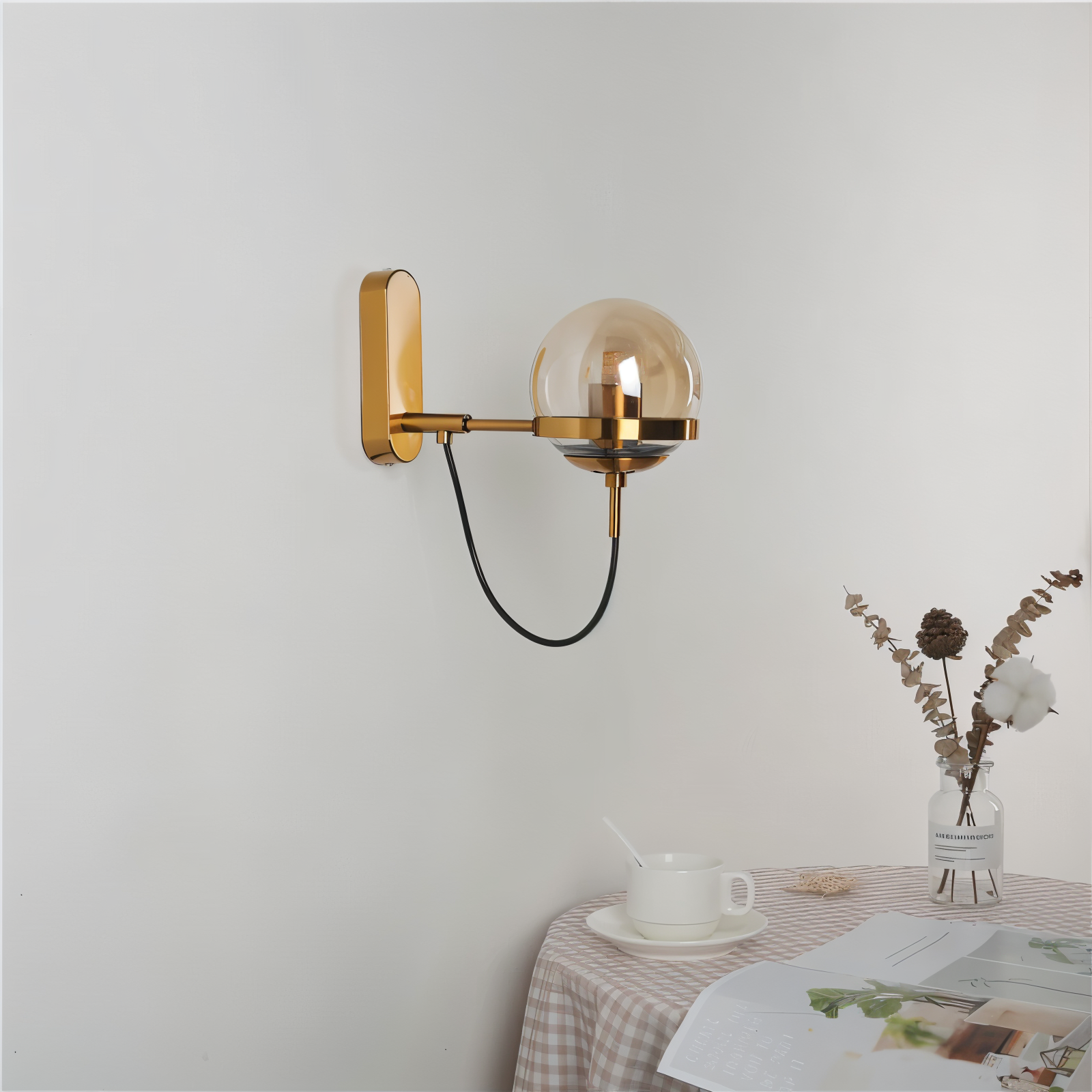 ScandiShine Vägglampa - Globe Glas Vägglampa - Nordisk Vägglampdesign - LED Inomhus Vägglampor
