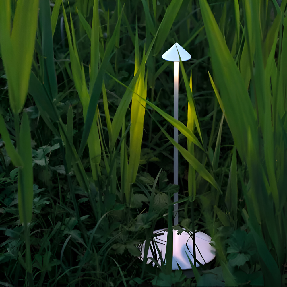 IllumeCone Bordslampa - Trådlös, Dimbar, Vattentålig Skrivbordslampa