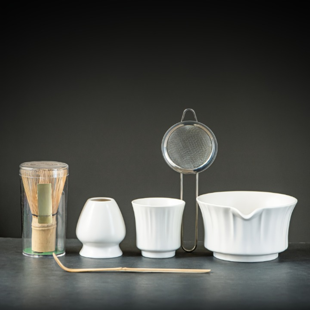 Japanskt Matcha Te Set - 6-delat - Keramisk Matcha Skål, Bambusvisp, Sikt & Sked - Presentset