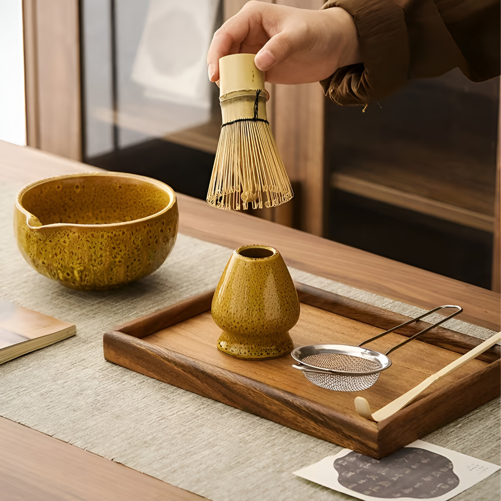 Autentiskt Japanskt Te Set för Matcha – 5-delat Tillbehör med Handgjord Keramikskål, Sil & Bambuske