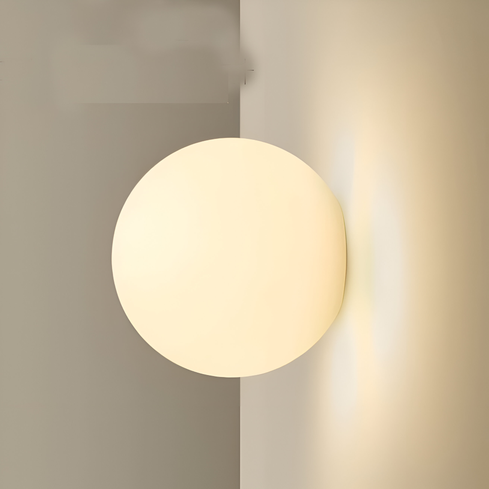 Minimalistisk Rund Glas Vägglampa - Elegant Mjölkvit Inomhus Vägglampa för Modernt Hemdesign