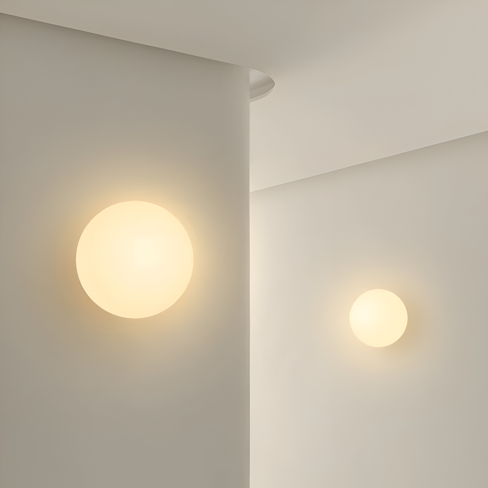 Minimalistisk Rund Glas Vägglampa - Elegant Mjölkvit Inomhus Vägglampa för Modernt Hemdesign