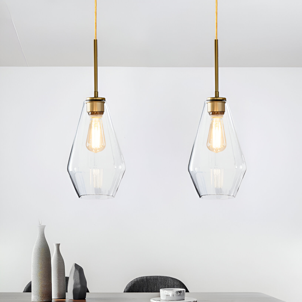 Modern Mässing Pendellampa med Glas Skärm - Taklampa för Stilfull Belysning i Bostadsutrymmen