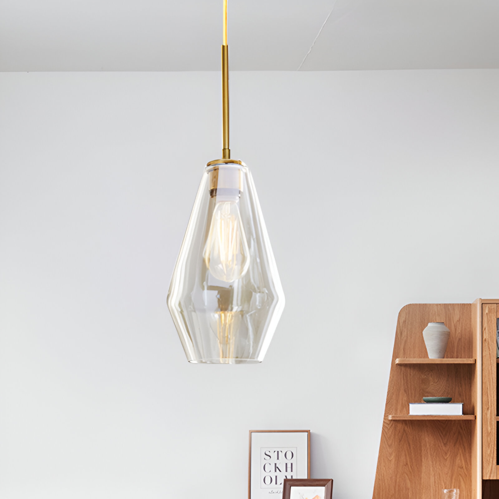 Modern Mässing Pendellampa med Glas Skärm - Taklampa för Stilfull Belysning i Bostadsutrymmen