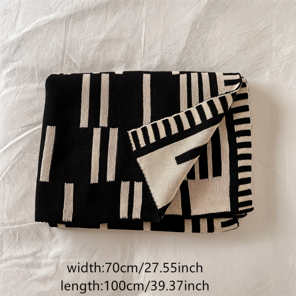 Neutral Dash Plaid - Svart Beige Akryl Fleecefilt - Stickad Sängöverkast