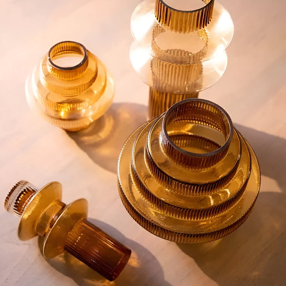 Elegant Amberglas-Vas - Ett samtida dekorationsstycke för stiliga hem