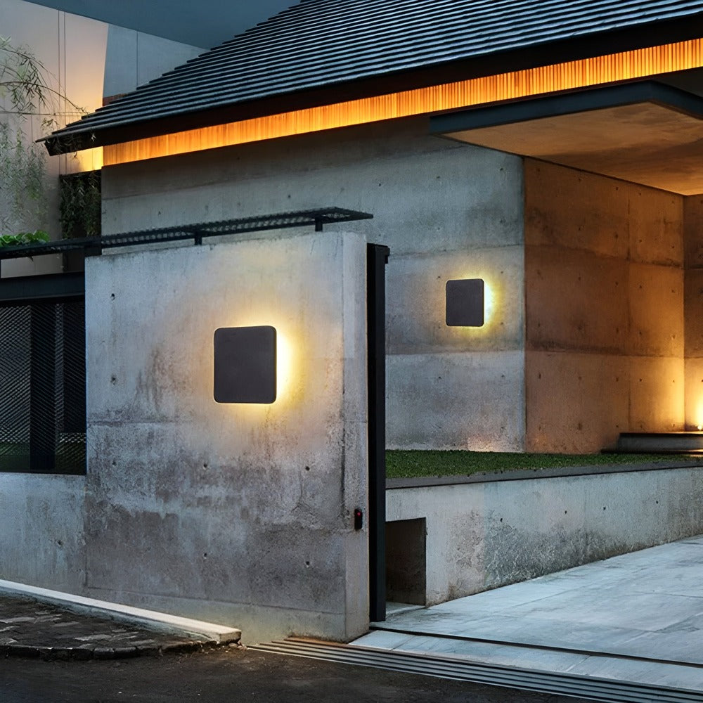 AquaGlow - Elegant Vattentät LED-Vägglampa av Aluminium