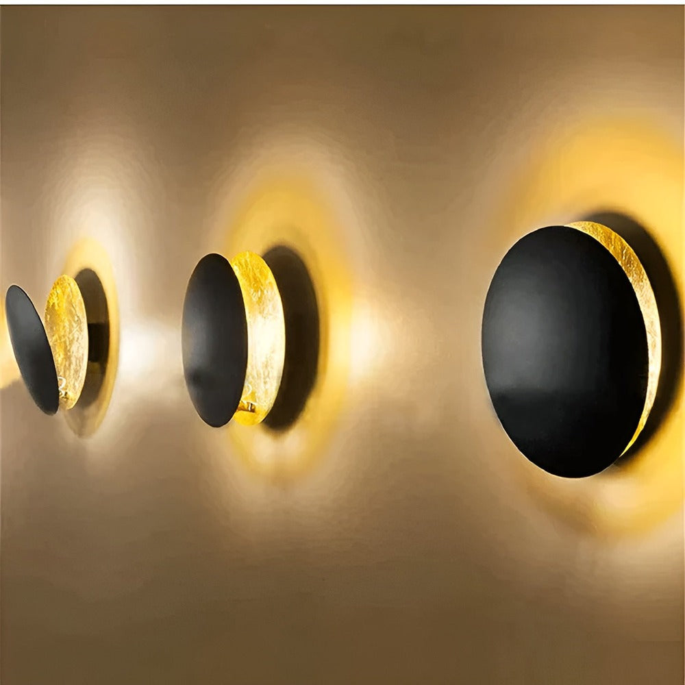 Celestial Glow - 360° Roterbar LED-Vägglampa för en Tidlös Atmosfär