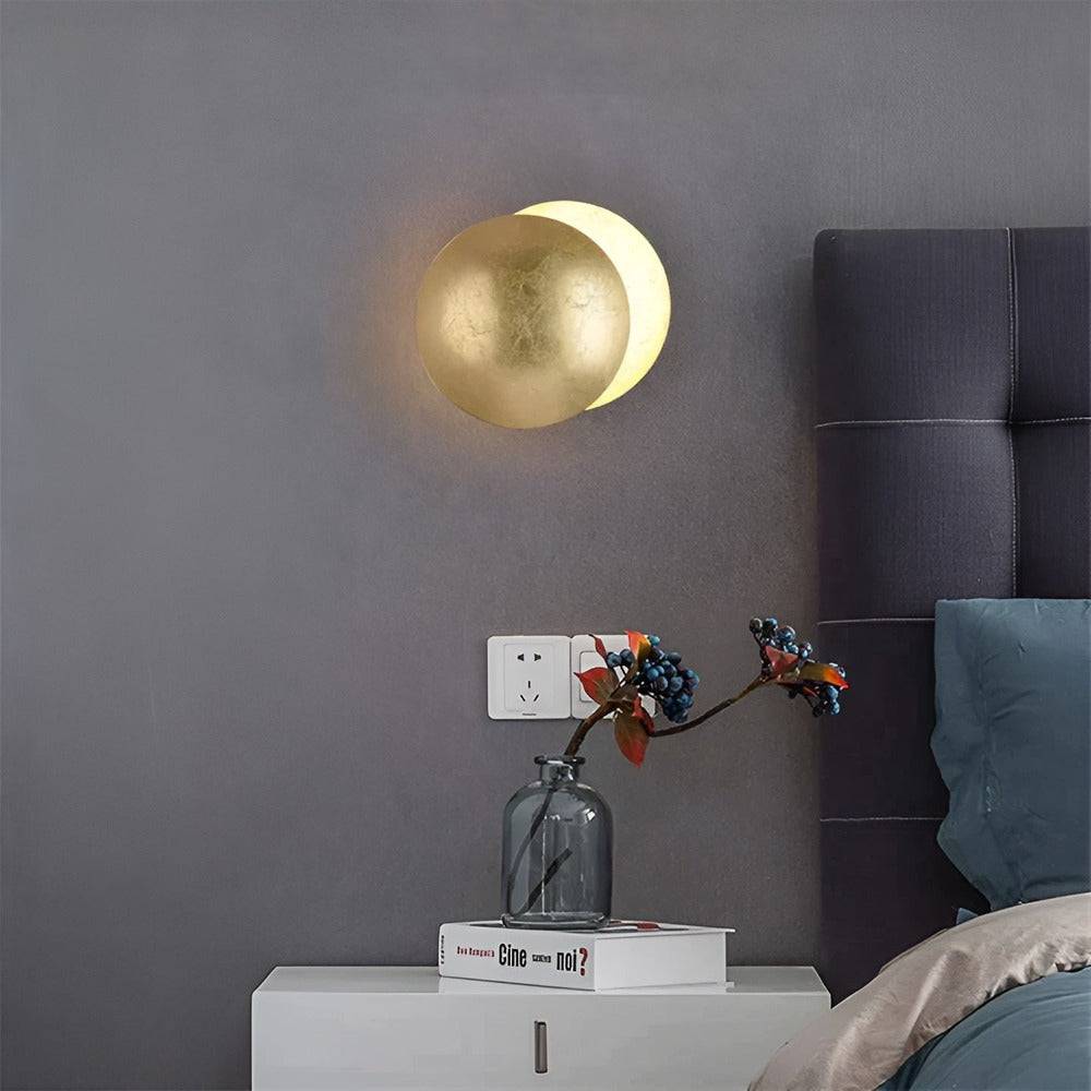Celestial Glow - 360° Roterbar LED-Vägglampa för en Tidlös Atmosfär