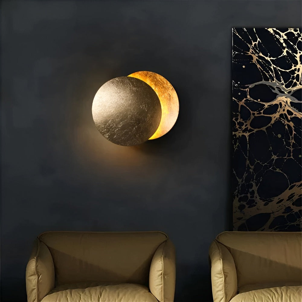 Celestial Glow - 360° Roterbar LED-Vägglampa för en Tidlös Atmosfär