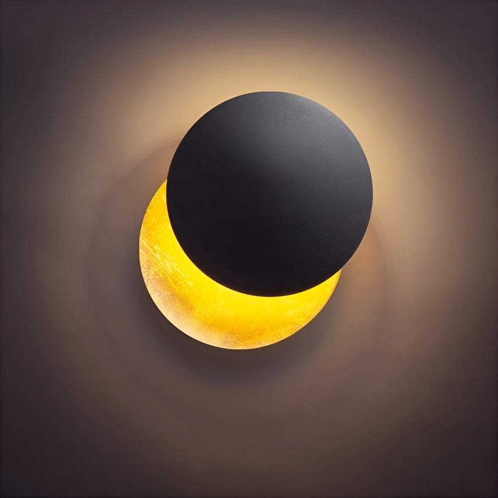 Celestial Glow - 360° Roterbar LED-Vägglampa för en Tidlös Atmosfär