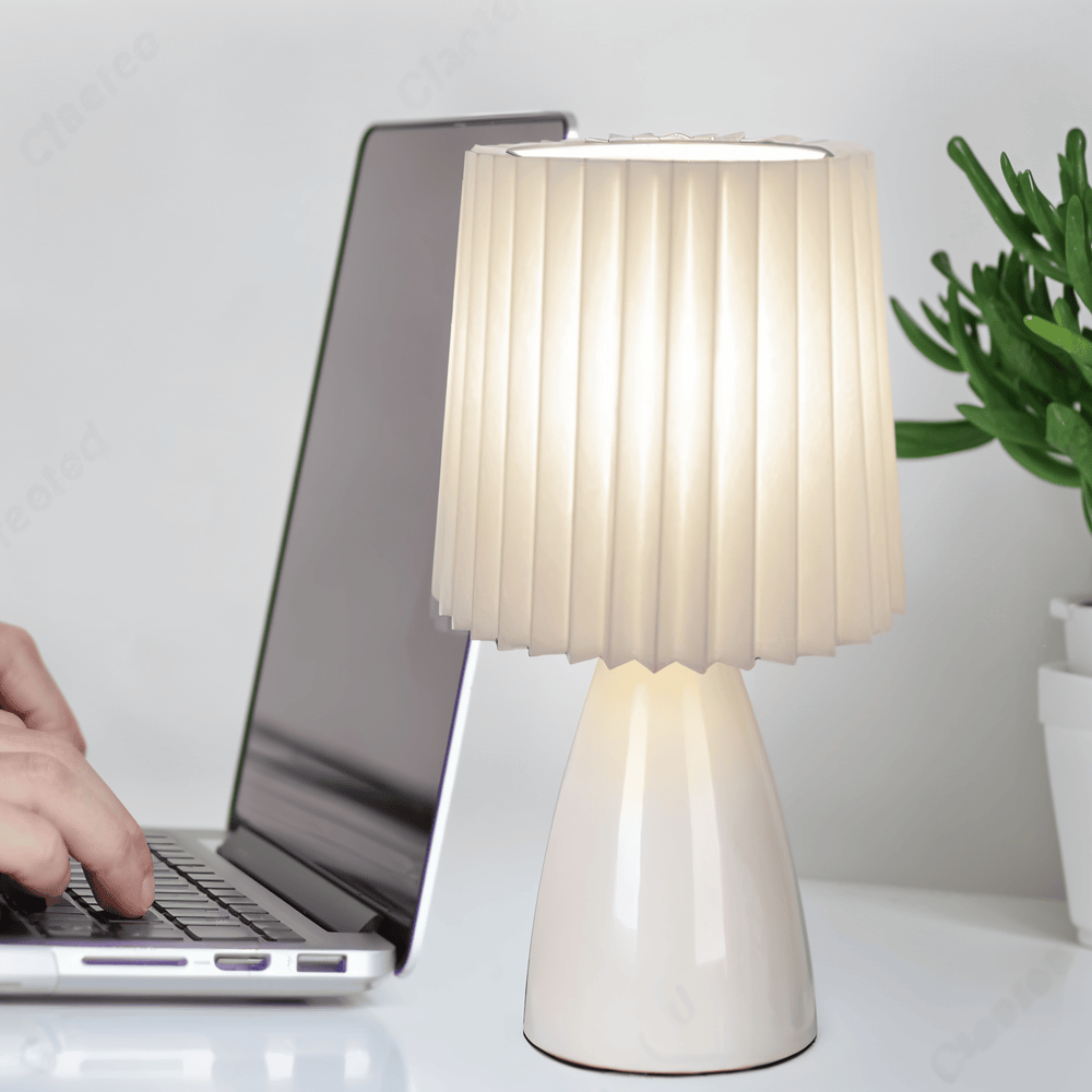 ConePleated Bordslampa - LED Keramisk Milkshake Skrivbordslampa