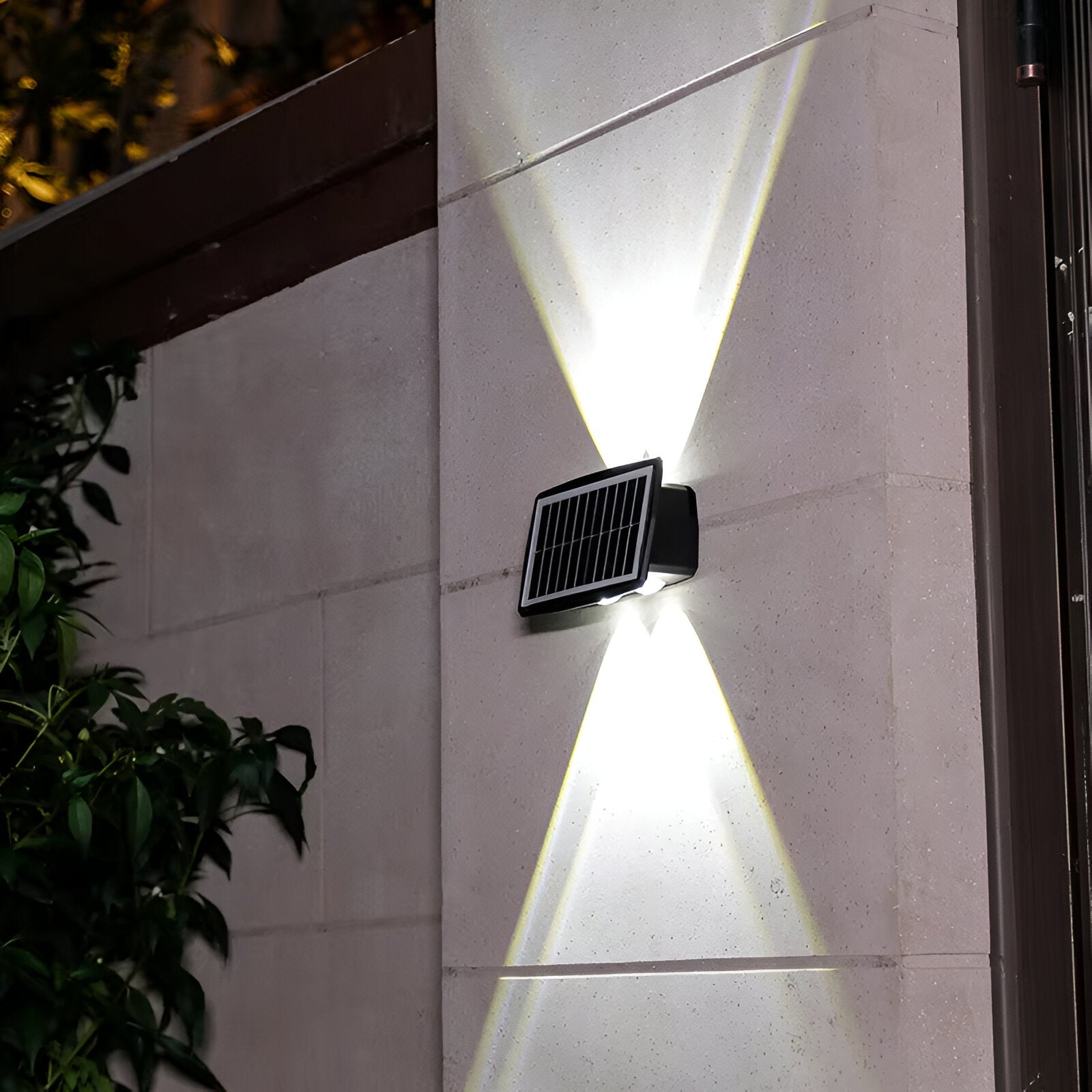 DualLit Trädgårdsbelysning - Vattentät LED Solarlampa Trädgård - Up & Down Utomhusbelysning