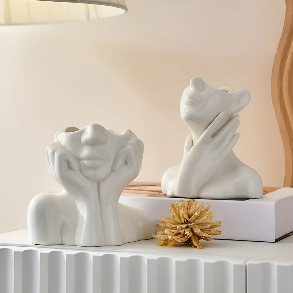 FemmeFlora Vase - Uttrycksfull Blomvas i Keramik med ett Mänskligt Ansikte