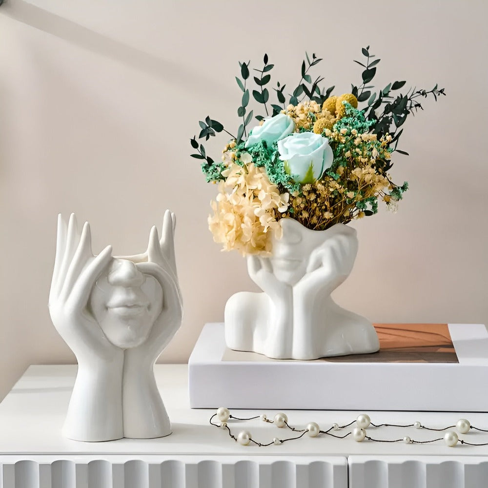 FemmeFlora Vase - Uttrycksfull Blomvas i Keramik med ett Mänskligt Ansikte