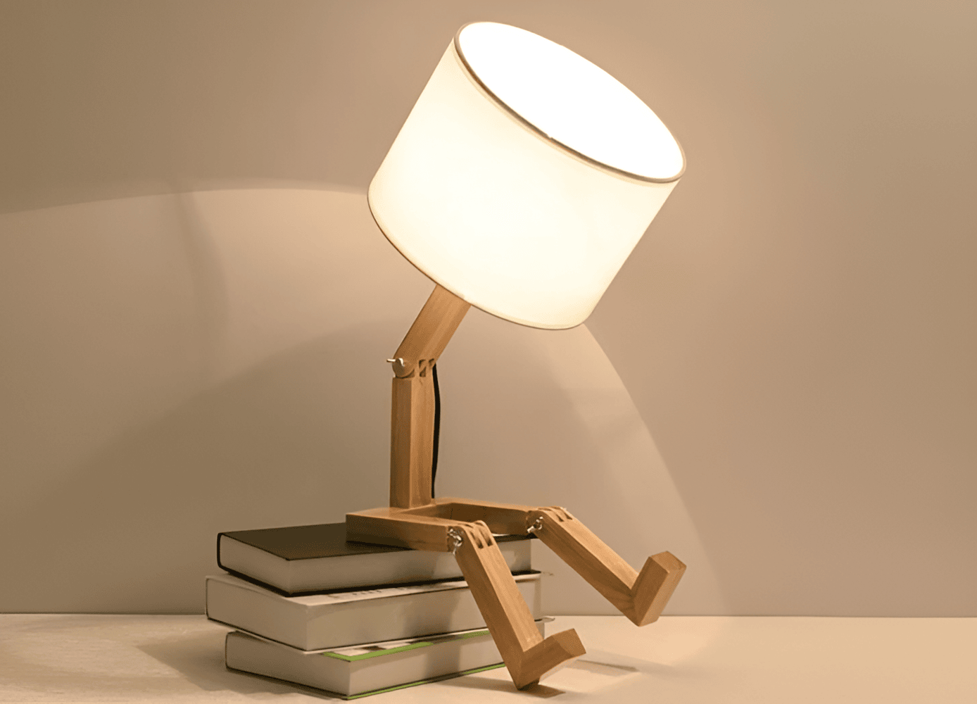 Flexibel WoodMan-Lampa - Skrivbordslampa med Robot i Massivt trä