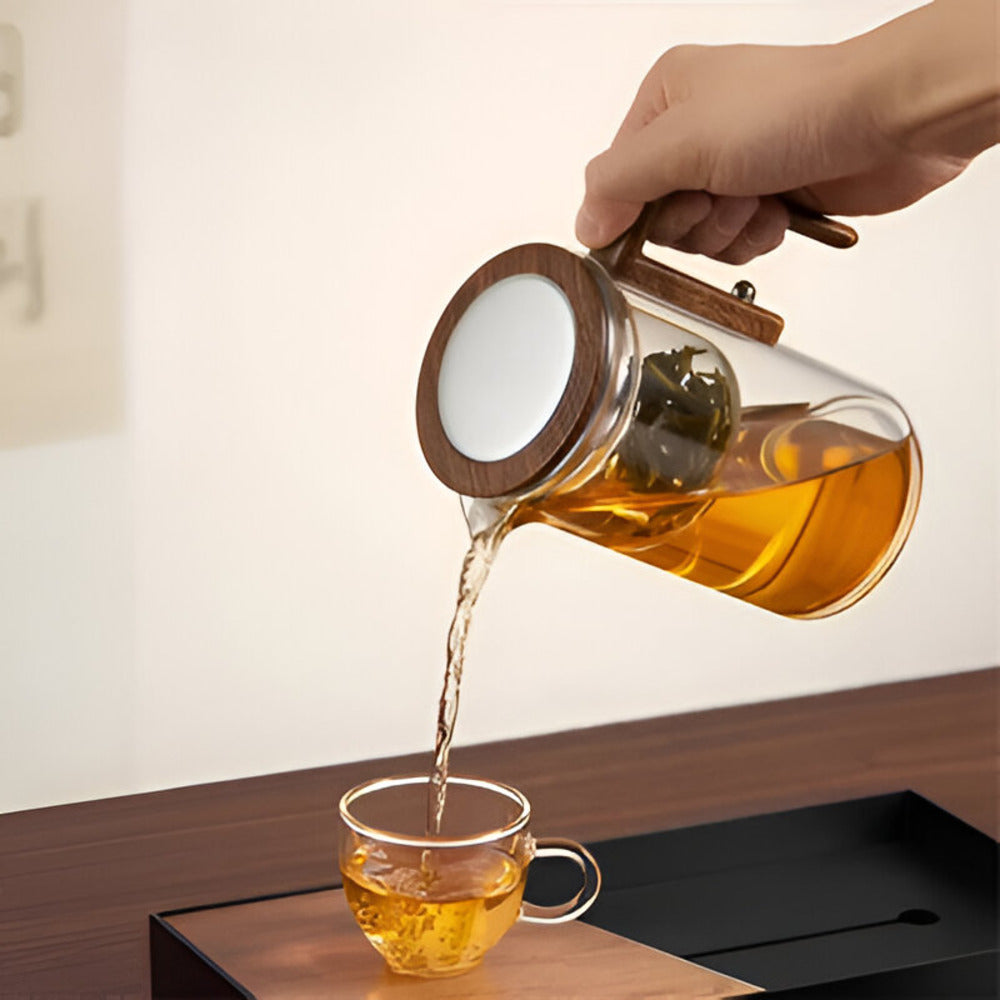 Elegant Glas Teekanna med Sil - Stilren Design för Zubereitung av Löste Teer